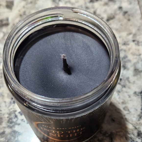 Bath and Body Works Into The Night Candle - Picture 2 of 3